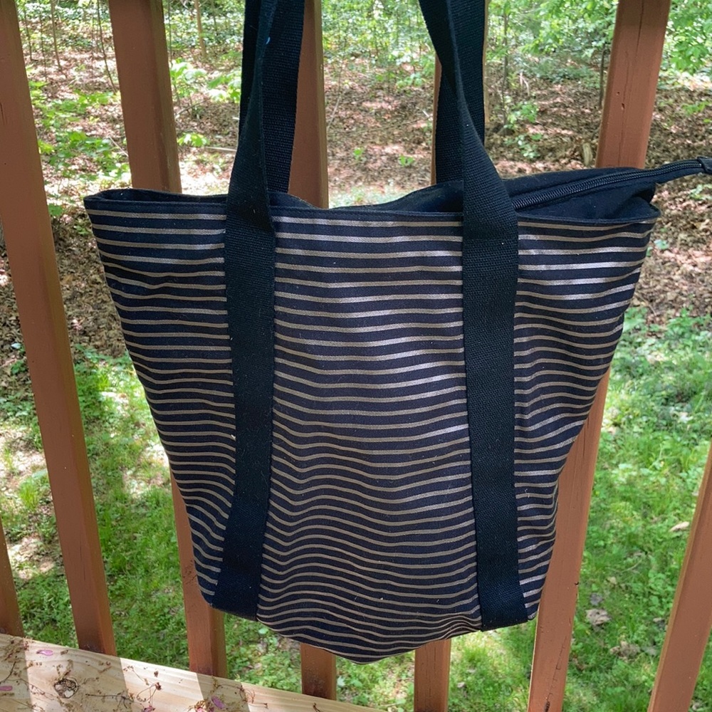 Bath & Body Works black and gold tote bag